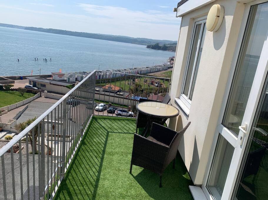 Vista Apartments, Goodrington Beach, פיינטון מראה חיצוני תמונה